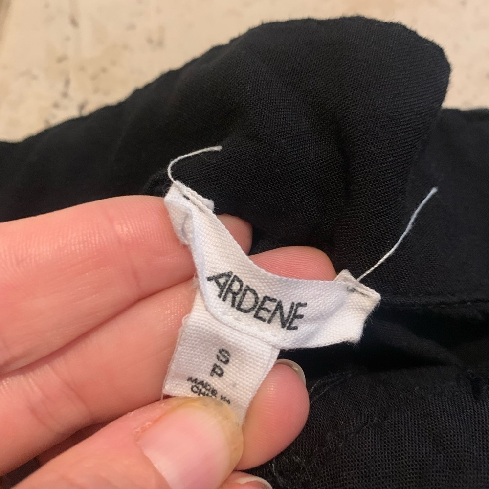 3/$15 Ardene Black High Waisted Shorts with Belt & Pockets - Women's Small - Picture 2 of 6